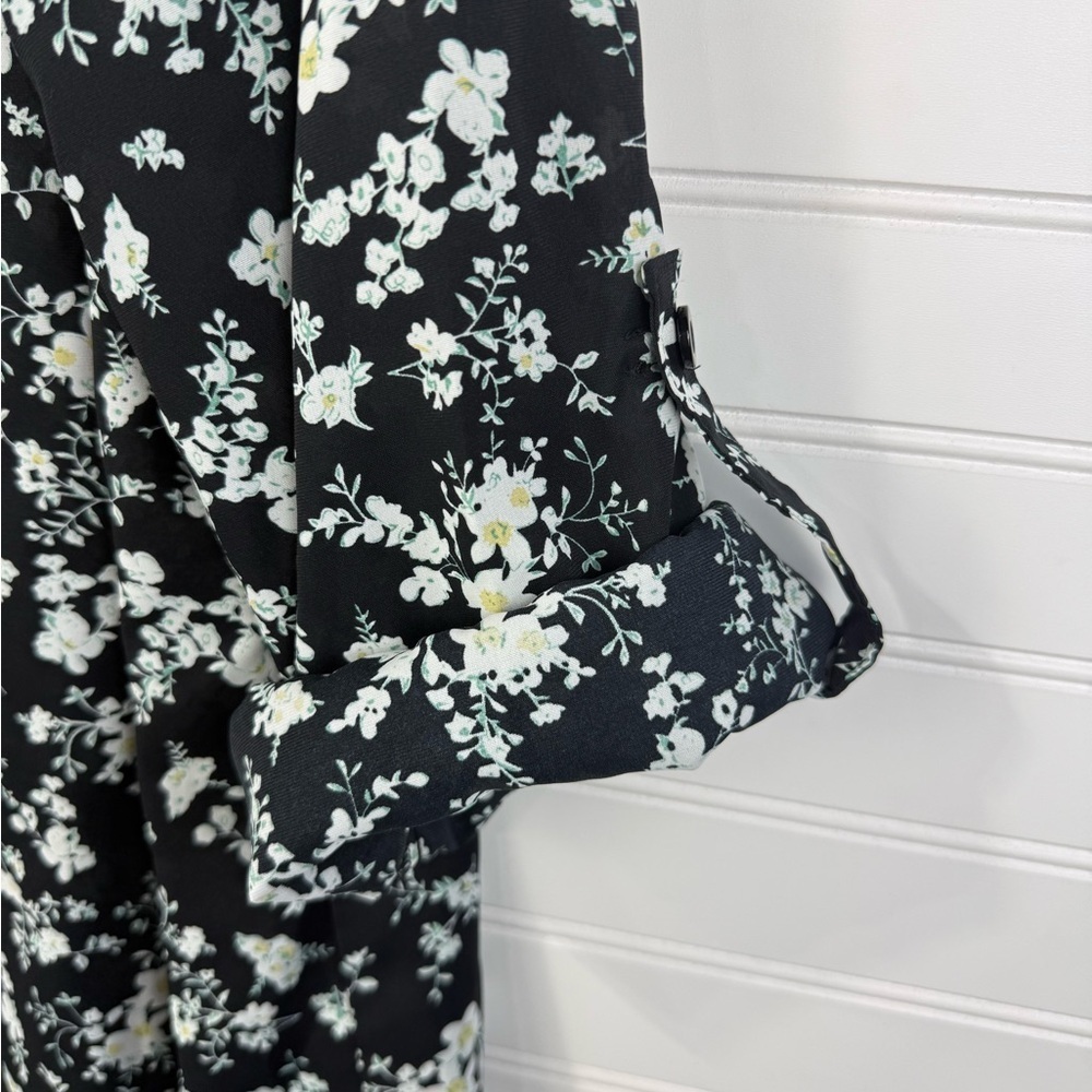 Timeson womens Floral Black & White business casual dressy Blouse tunic. Size XL - Picture 4 of 6